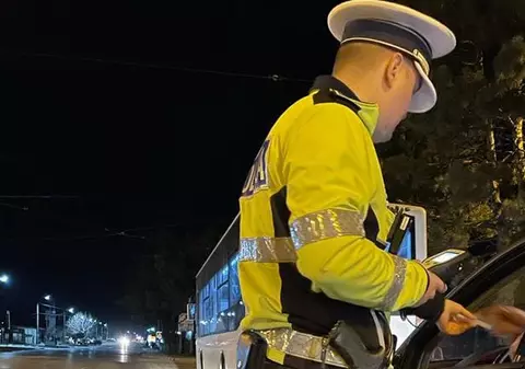Șofer din Botoșani, prins de două ori băut la volan, în aceeași noapte. A doua oară avea alcoolemie mai mare
