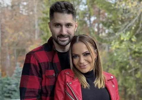 Ce spune Andreea Antonescu după despărțirea de Victor Vrînceanu: „Merg mai departe cu încredere-n mine”. Își crește singură fetele