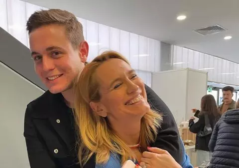 Cine este Aris Eram de la America Express. Fiul Andreei Esca studiază în Barcelona