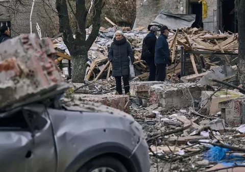 Război în Ucraina, ziua 397 | 41 de atacuri rusești, respinse la Bahmut și în alte două orașe. Noi bombardamente în Herson