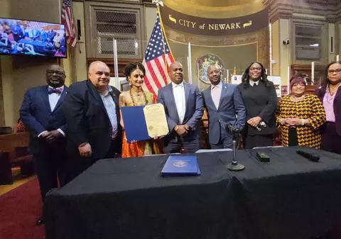 Primarul orașului american Newark a semnat un parteneriat cu o națiune care nu există: „Data viitoare, încercați Google”