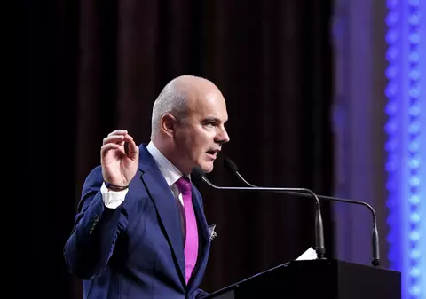 Rareș Bogdan, după anunțul Austriei pe Schengen: „Să așteptăm deschiderea sticlelor de șampanie și sfârâiala mititeilor pe grătare”