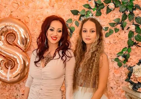 Larisa Drăgulescu i-a interzis fetei sale să activeze pe site-urile pentru adulți: „Nu concep! Ea nu-mi va călca pe urme”. Ce avere a strâns