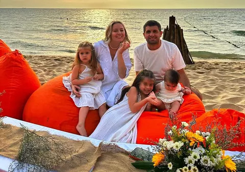 Ce spune Laura Cosoi despre al patrulea copil: „Nu m-am gândit la un băiețel, dar Cosmin și-a dorit”. Actrița are 3 fetițe