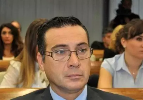 Un căpitan din marina Italiei a primit 30 de ani de închisoare pentru că a vândut secrete Rusiei, inclusiv documente NATO, pentru 5.000 de euro