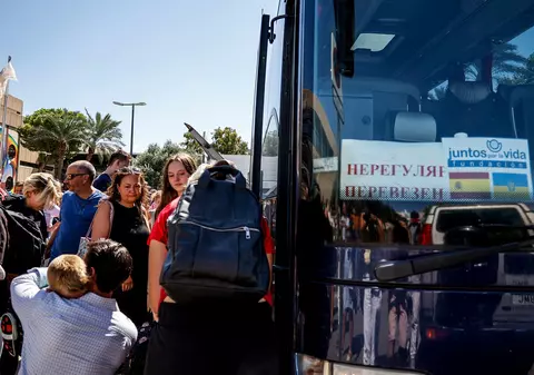 Zece hoți, ruși și ucraineni, au jefuit casele refugiaților care au fugit de război în Spania. Poliția a recuperat 1,25 milioane de euro