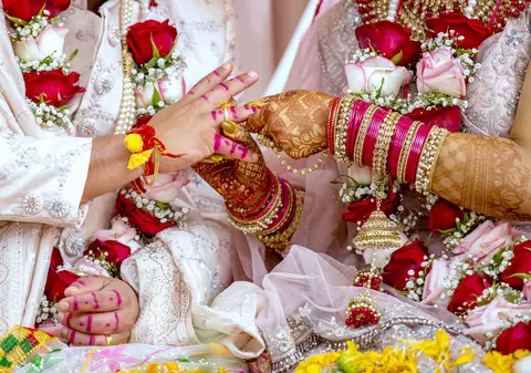 Soțul Sonu a anulat nunta din cauza notelor proaste ale miresei Soni, în India