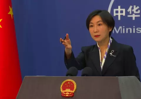 Reacția Chinei după afirmațiile directorului FBI privind originea COVID: „Îndemnăm SUA să respecte știința”