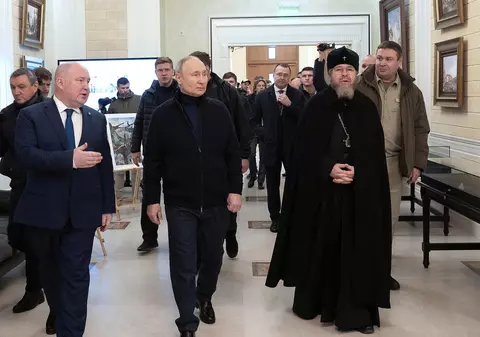 Război în Ucraina, ziua 388 | Ucraina promite să expulzeze Rusia din toate teritoriile ocupate. Putin a venit în vizită la Sevastopol