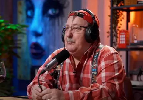 Cum arată și cu ce se ocupă acum Tudorel Filimon, Nea Popa din serialul „La bloc”: „Viața mi-a dat de toate”. Are 69 de ani