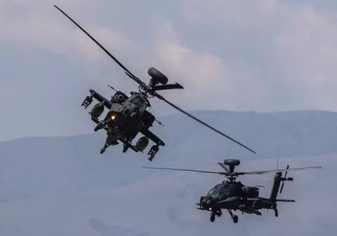 Două elicoptere ale armatei americane s-au prăbușit în Alaska. Trei oameni și-au pierdut viața