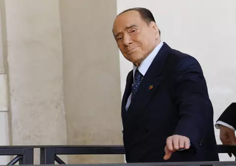 Silvio Berlusconi a fost diagnosticat cu leucemie și rămâne internat la terapie intensivă
