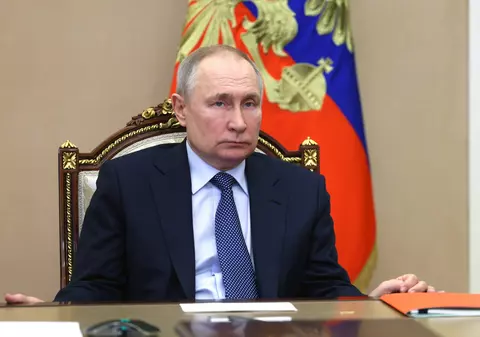Putin a reînființat școala de „spionaj sexual” din perioada Războiului Rece. Cum sunt alese fetele care devin experte în seducție