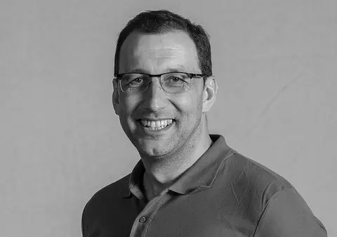 Antrenorul unei echipe de baschet din Galați a murit în timpul unui meci, la Focșani. „Ambulanța a sosit la sală fără medic”