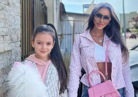 Bianca Drăgușanu, dezvăluiri despre fiica ei: „Sunt o mamă foarte dedicată. Îmi cresc sută la sută singură copilul”