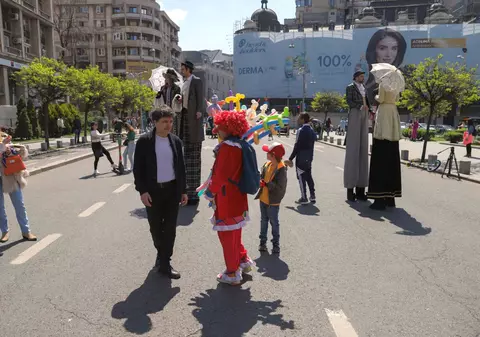 Bicicletele, interzise pe Calea Victoriei din București în weekendurile „Străzi deschise”