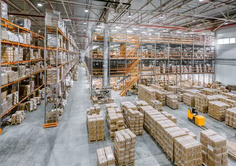 Kommersant: Importurile paralele din UE și SUA au crescut masiv în Rusia și au provocat o criză de depozite în țările de tranzit