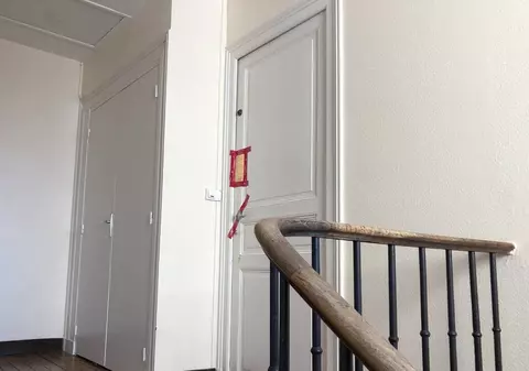 Un francez rănit la mâini le-a spus pompierilor care-l îngrijeau că a ucis o româncă și le-a dat o adresă unde să caute cadavrul