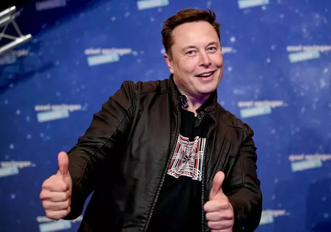 Elon Musk anunţă că lansează TruthGPT, propria companie de Inteligență Artificială. Care este scopul rivalului ChatGPT
