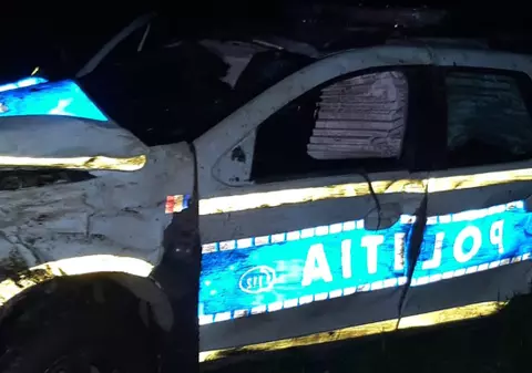 Doi polițiști din Teleorman au fost răniți, după ce s-au răsturnat cu autospeciala aflată în misiune