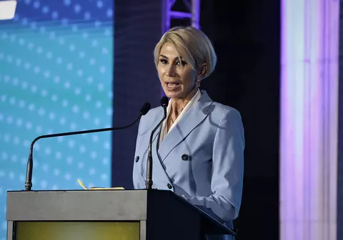 FOTO. Femeile din PNL își cer drepturile. Raluca Turcan: Să nu fie decisă soarta unor doamne la șprițurile tipic masculine