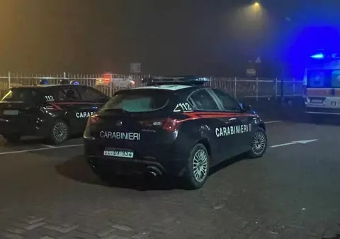 Bătaie generală la o nuntă de români, lângă Milano. Două femei însărcinate au ajuns la spital, rănite