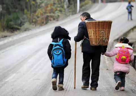 Un bunic din China și-a răpit nepoata și i-a cerut fiicei sale o răscumpărare de 72.500 de dolari ca să-și plătească datoriile la jocurile de noroc