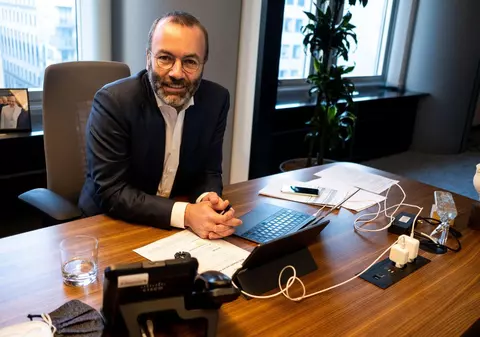 Sediul Partidului Popular European (PPE) din Bruxelles, percheziționat de poliția belgiană și de cea germană