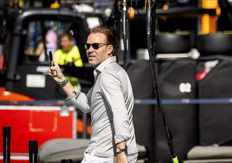 Un fost pilot de Formula 1, bătut și jefuit în fața casei sale din Amsterdam: „Nu voi mai purta niciodată un ceas scump”