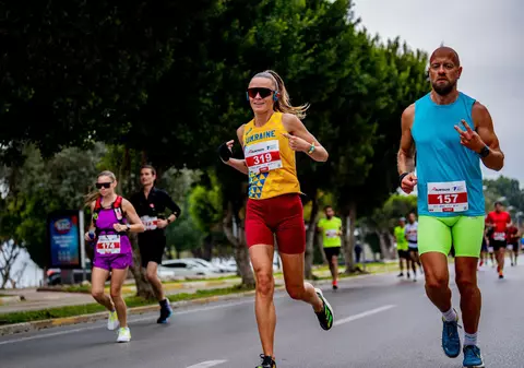 O atletă de top, descalificată de la un ultramaraton din Anglia după ce a fost prinsă că a trișat