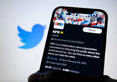 Radioul public american renunță la Twitter, după ce platforma lui Elon Musk a început să pună etichete instituțiilor de presă