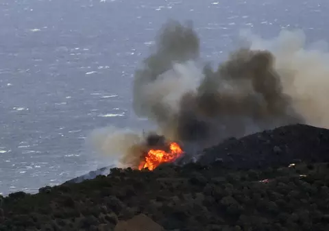 Un incendiu de vegetație a distrus peste 1.000 de hectare la granița dintre Spania și Franța. Urmează „o vară 2023 extrem de dificilă”