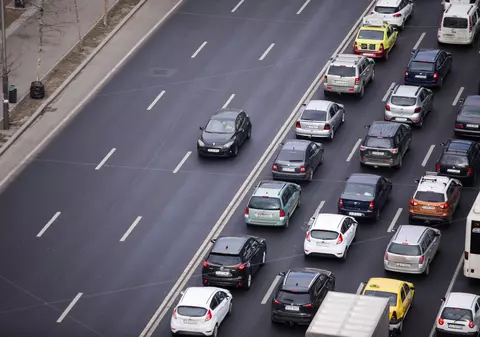 Primul proces pe climă din România. „O cale prin care să limităm importurile de mașini second-hand din Occident”