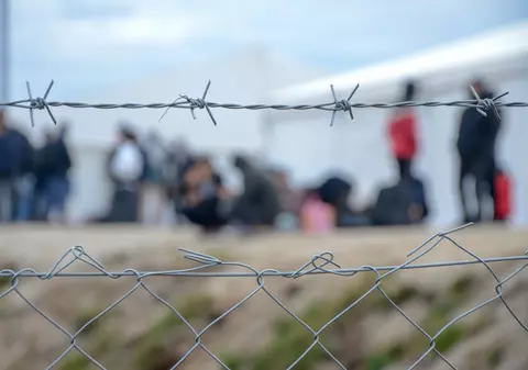 O treime dintre tinerii din centrele de detenție au avut media scăzută la purtare sau au fost exmatriculați. Lipsa educației și mediul familial, cauze ale delincvenței juvenile 