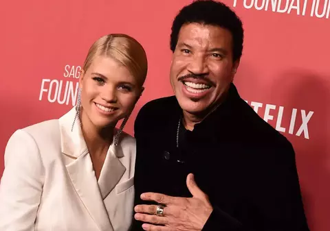 Nuntă de vis pentru fiica lui Lionel Richie. Sophia Richie s-a măritat cu un celebru milionar, în sudul Franței. Cum au arătat rochiile de mireasă