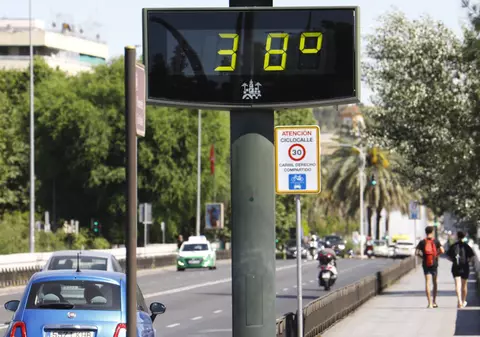 Val de căldură și secetă în Spania: temperaturile vor urca spre 40 de grade Celsius în unele regiuni, un record pentru luna aprilie