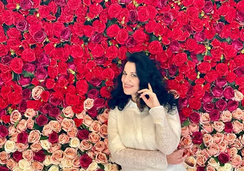 Tulburătoarea poveste de viață a sopranei Angela Gheorghiu. A ales să nu devină mamă, dar soarta i-a adus totuși în grijă un copil