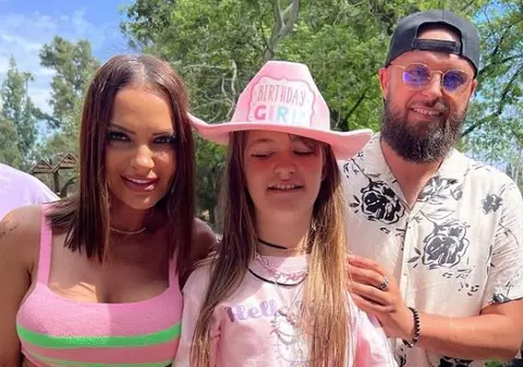 Andreea Antonescu s-a întâlnit cu fostul soț în America. Cum se înțelege cu Traian Spak după divorț