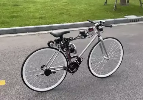 Revoluție pe două roți: bicicleta care își ține echilibrul singură