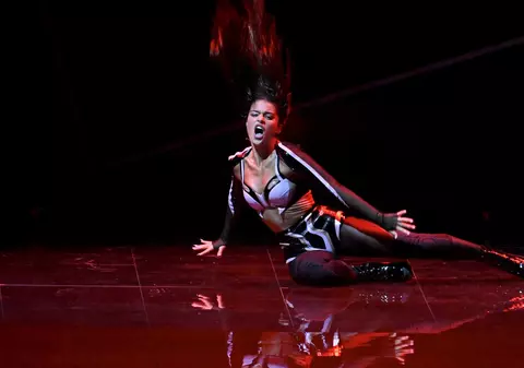 Cântăreața din Israel s-a dezbrăcat pe scena Eurovision 2023, apoi s-a dezlănțuit: „Europa, vrei să mă vezi dansând?”