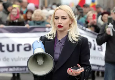 Marina Tauber, organizatoarea protestelor anti-Maia Sandu din Republica Moldova, reţinută pe Aeroportul din Chişinău