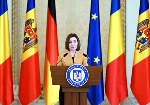 Maia Sandu și premierul Republicii Moldova, discuții cu ministrul apărării din România
