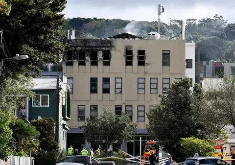 Incendiu la un hostel din Noua Zeelandă. Cel puțin șase persoane au murit, iar multe altele sunt date dispărute
