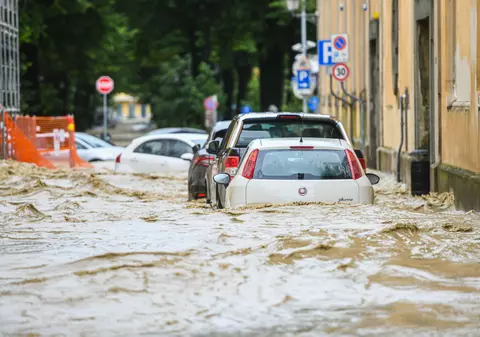 De ce dezastrul provocat de inundațiile din Italia este considerat un avertisment pentru întreaga țară, dar și pentru Europa