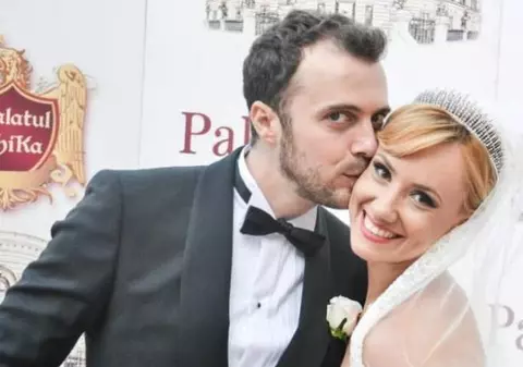 Oana Ioniță s-a despărțit de soțul ei. Vedeta a făcut primele declarații. „La începutul acestui an am început procedura de divorț”