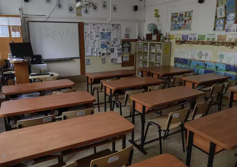 Prima zi de grevă în școli a trecut fără nicio nouă discuție între Guvern și sindicate. Lider sindical: „Nu-i interesează. Sunt nepăsători!” Greva continuă și marți