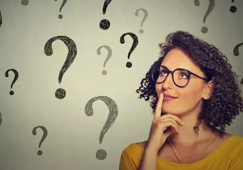 Cesiunea de marcă și licența: ce reprezintă fiecare și pe care să o alegi