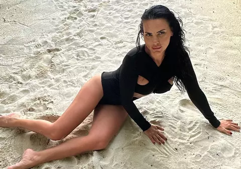 Lavinia Pîrva, criticată dur după ce a pozat fără lenjerie intimă: „Ce zice Ștefan când te vede așa goală?”