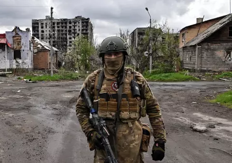 Război în Ucraina, ziua 436 | Soarta luptei pentru Bahmut, schimbată de retragerea luptătorilor Wagner. „Ei au avut monopol acolo”