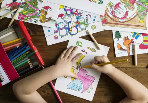 4 metode inedite pentru a dezvolta creativitatea copilului tău